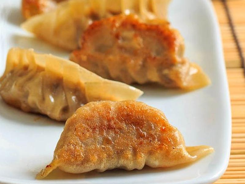 รูปเกี๊ยวซ่าทอดสวยๆ