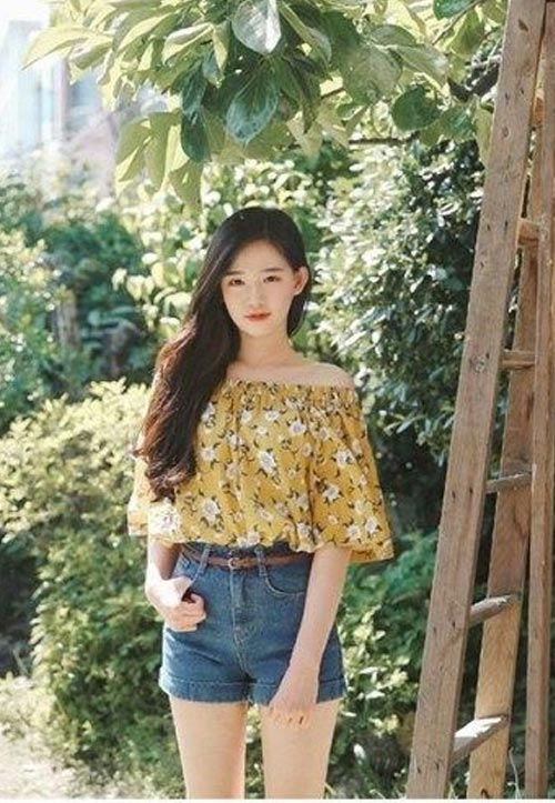 เสื้อลายดอกสงกรานต์