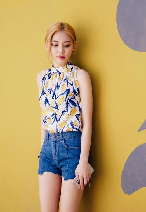 เสื้อสงกรานต์ลายดอก