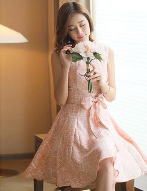 ชุดเดรสสีโอรส