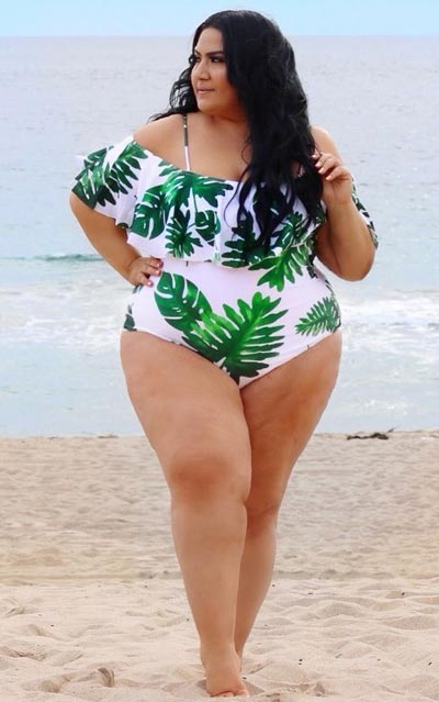 ชุดว่ายน้ำคนอ้วนสีขาวลายเขียว