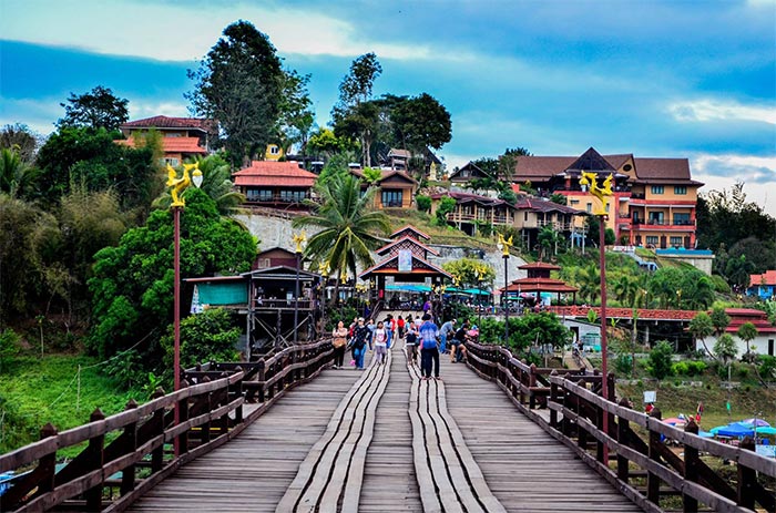 สะพานมอญ